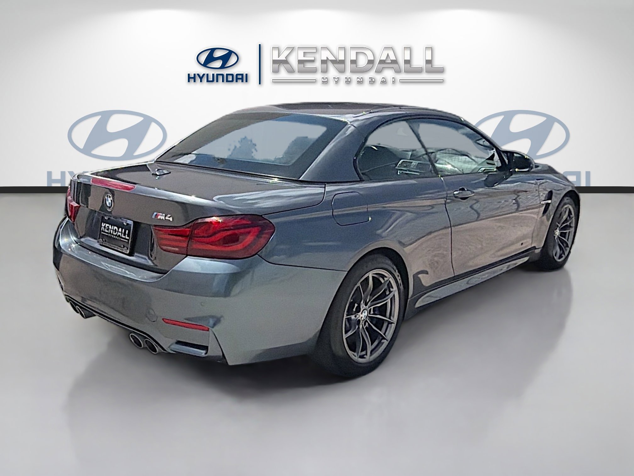 Used 2020 Mineral Gray Metallic BMW Base image 6