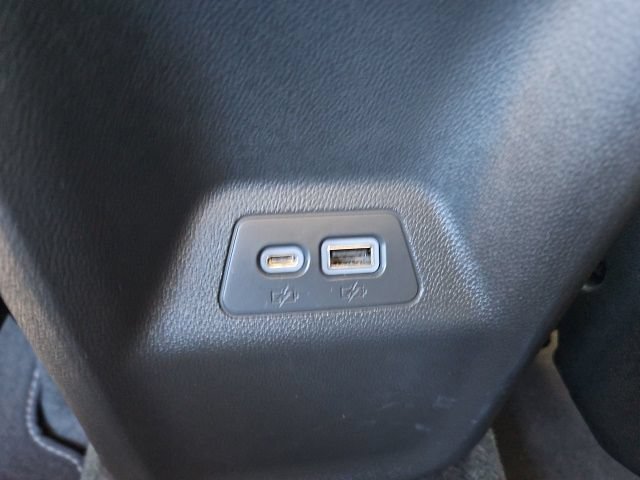 Used 2023 Ebony Twilight Metallic Buick Essence image 15