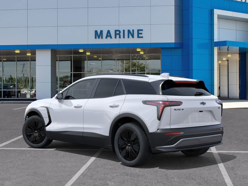 New 2026 Summit White Chevrolet LT image 3