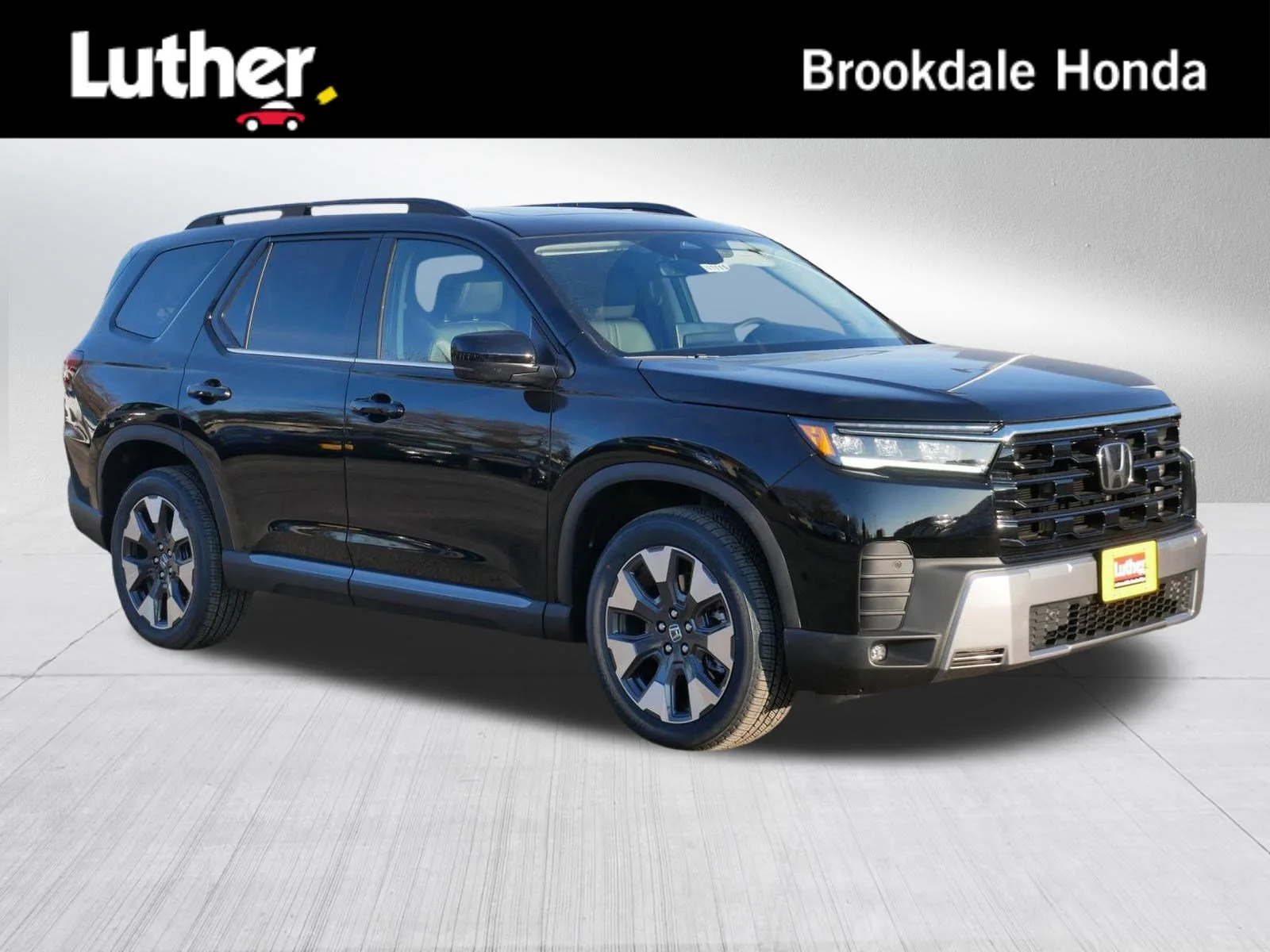 2026 Honda Pilot Touring AWD's photo
