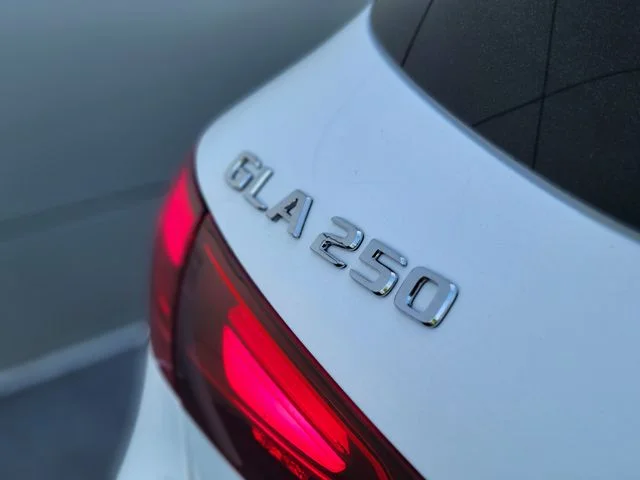 Used 2025 White Mercedes-Benz GLA 250 image 44