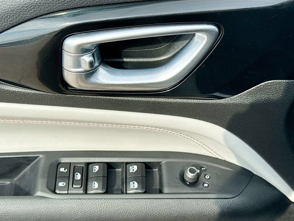 2025 Jeep Compass Limited - Photo 17
