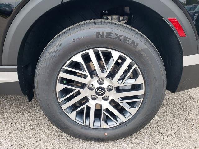New 2026 Black Hyundai SEL image 20