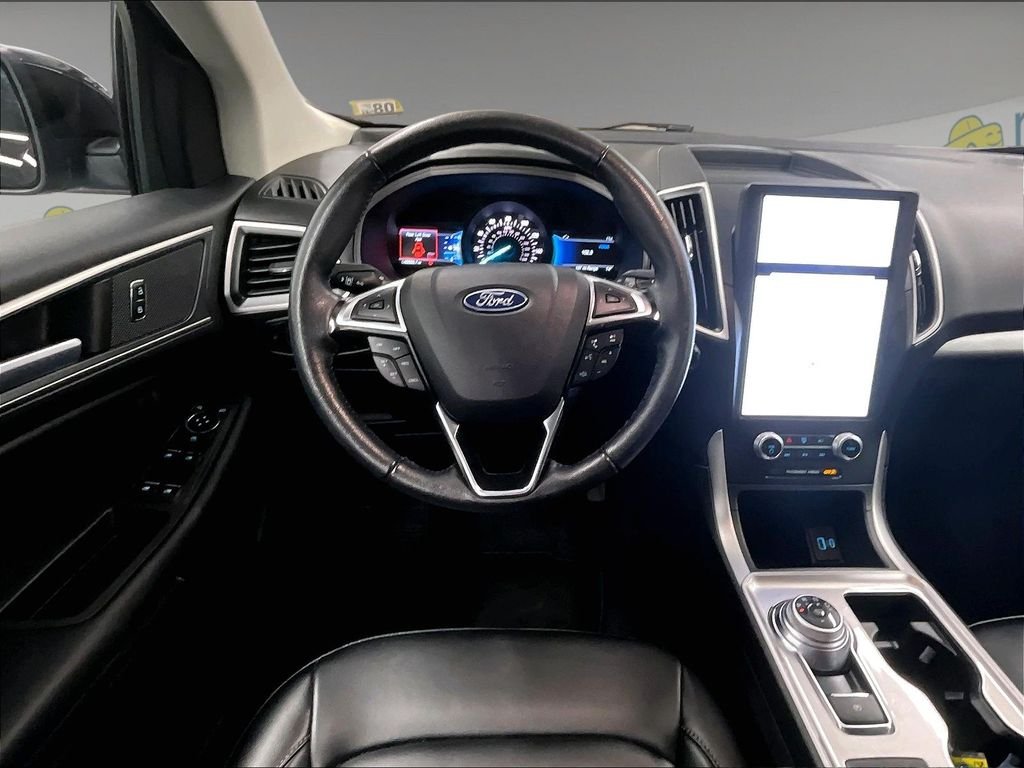 Used 2024 Black Metallic Ford SEL image 17