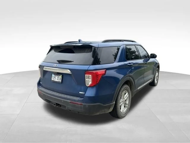 Used 2020 Blue Ford XLT image 3