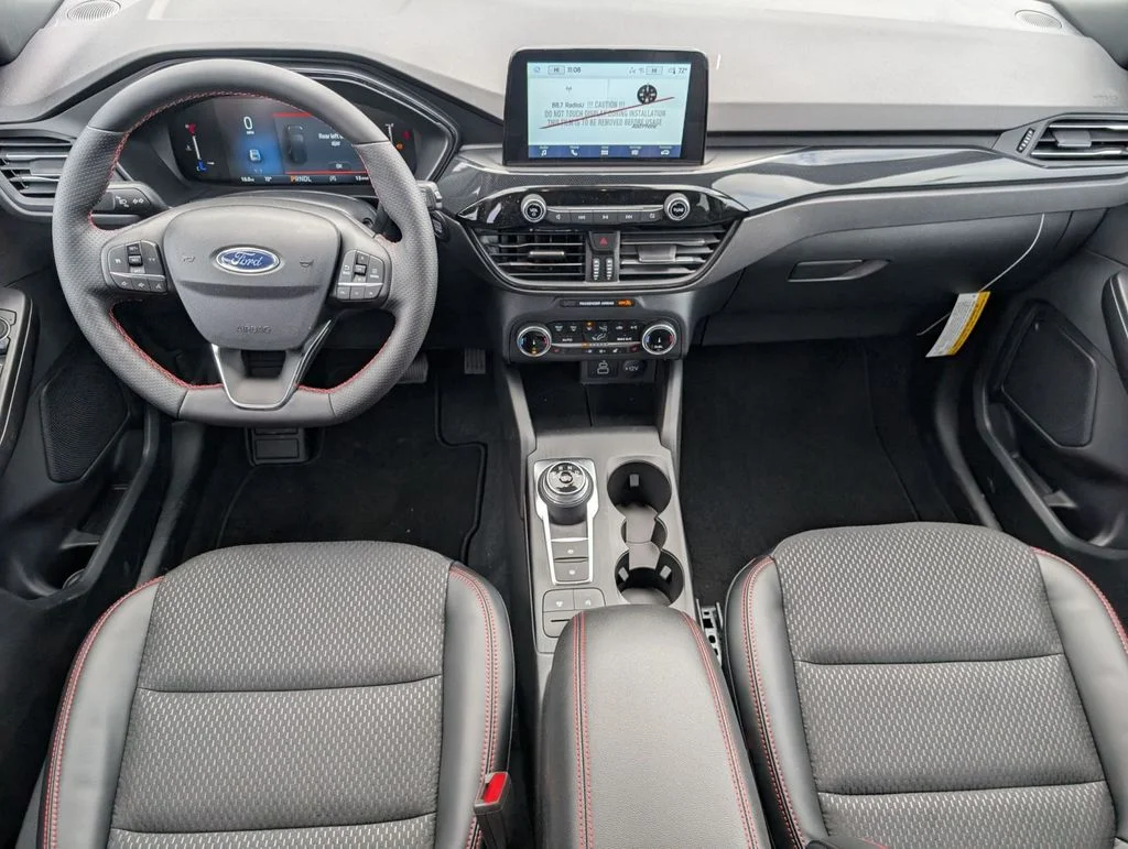 New 2026 Star White Metallic Tri-coat Ford ST-Line image 38