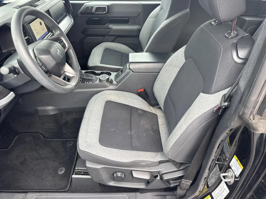 Used 2023 Black Ford Base image 9