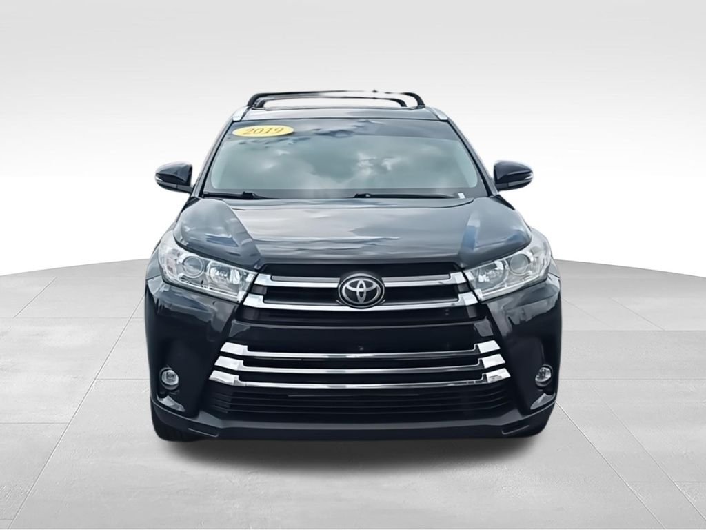 Used 2019 Black Toyota Limited Platinum image 3