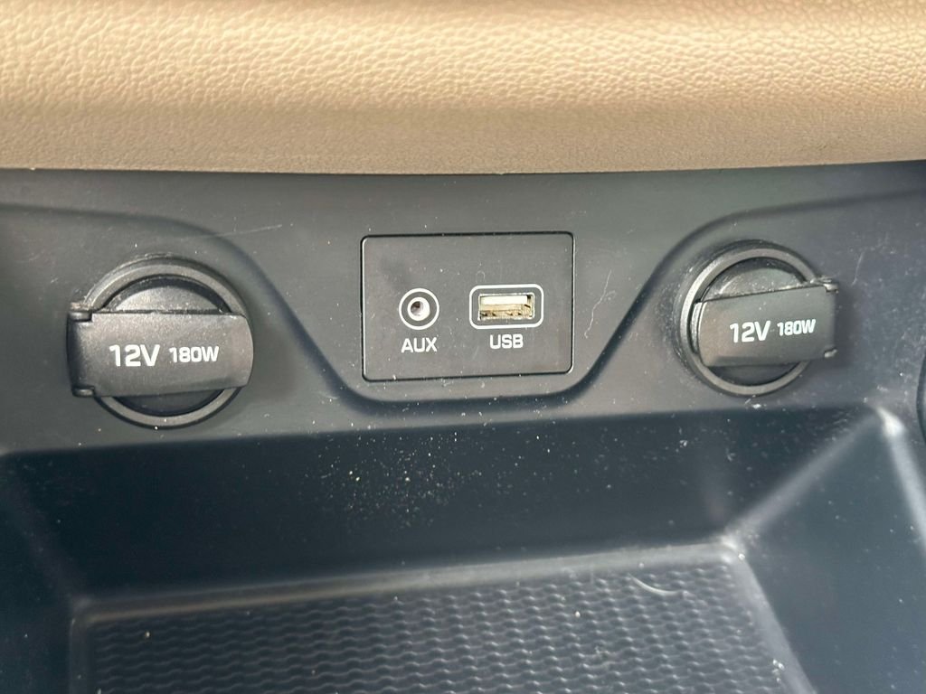 Used 2018 Black Hyundai SEL Plus image 22
