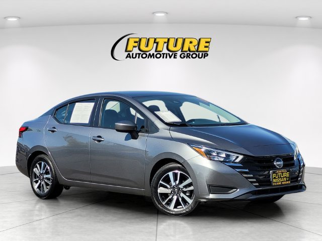 Used 2025 Gray Nissan 1.6 SV image 1