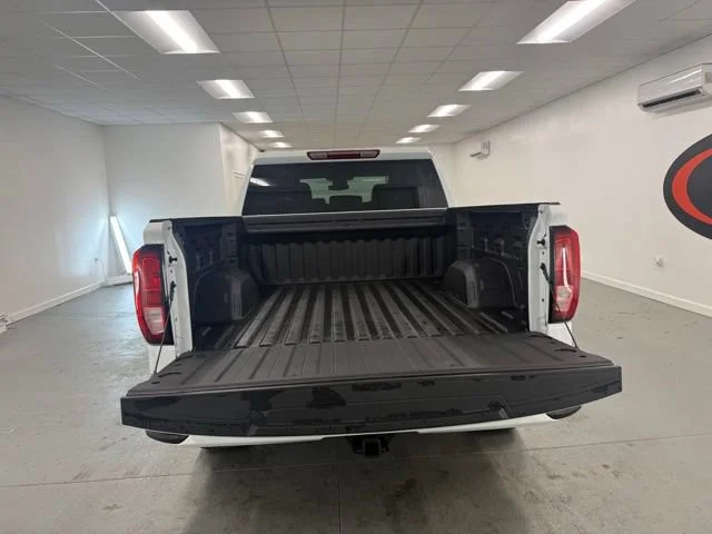New 2026 Summit White GMC Pro image 8