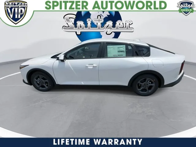 New 2026 Snow White Pearl Kia LXS image 6