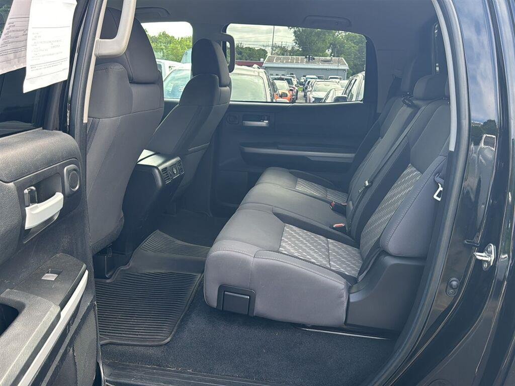 Used 2020 Midnight Black Metallic Toyota SR5 image 7