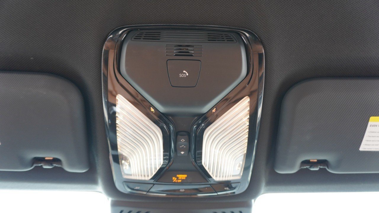 Used 2022 Gray BMW sDrive30i image 26