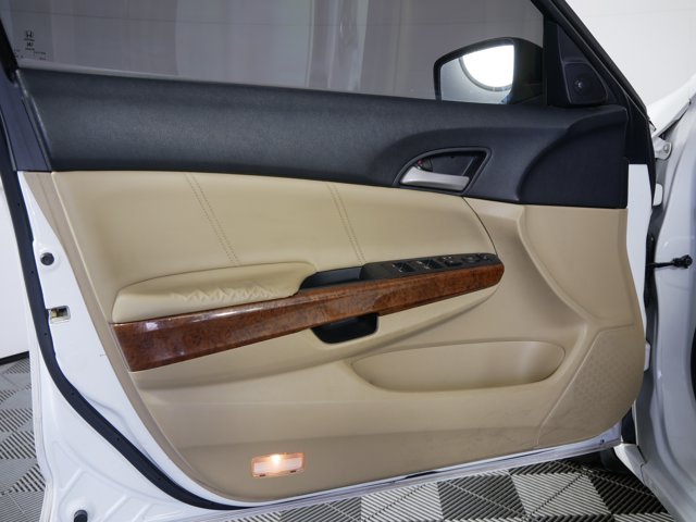 Used 2012 Taffeta White Honda EX-L image 8