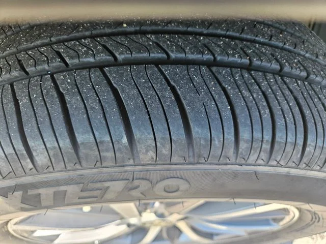 Used 2019 Silver Toyota XLE image 28