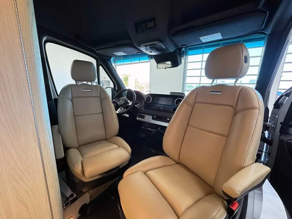 New 2026 SILVER AIRSTREAM  image 12