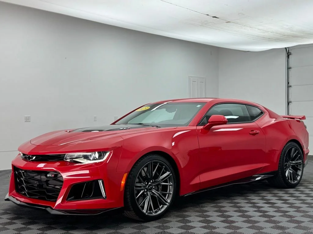 1G1FK1R62P0131886