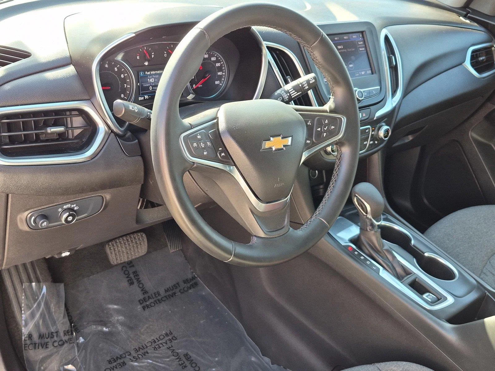 Used 2024 Summit White Chevrolet LT image 17
