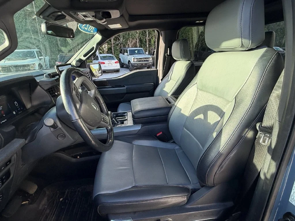 Used 2023 Gray Ford Lariat image 10