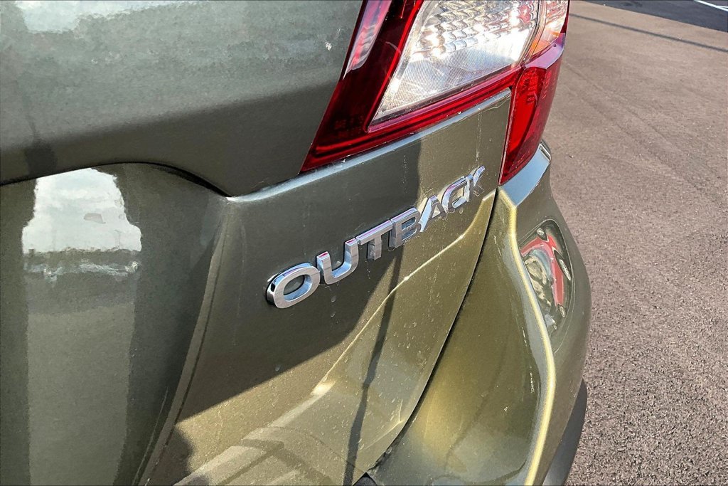 Used 2019 Green Subaru 2.5i image 24