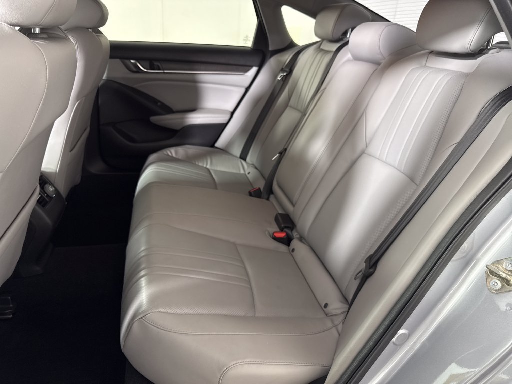2018 Honda Accord EX-L - Photo 12