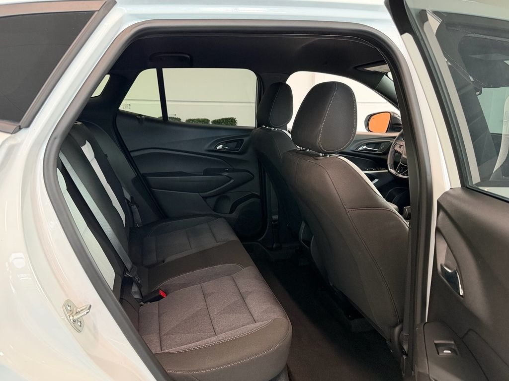 Used 2024 White Chevrolet 1RS image 13