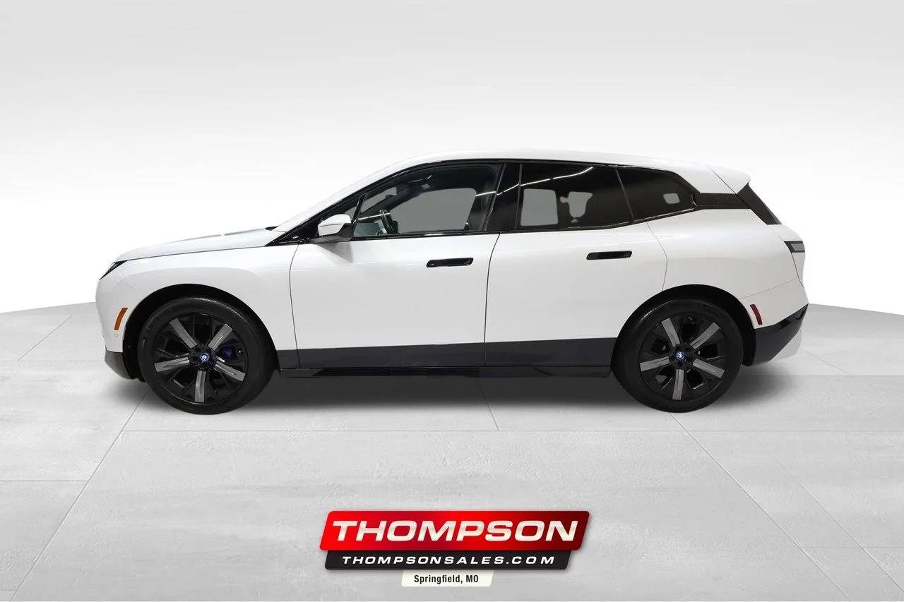 2024 BMW iX Base