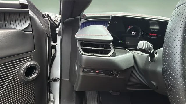 Used 2025  Dodge R/T Scat Pack image 23