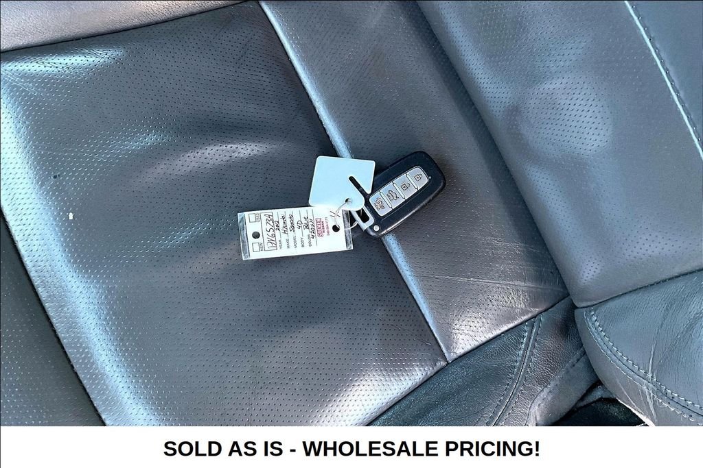 Used 2012 Blue Hyundai Limited image 31