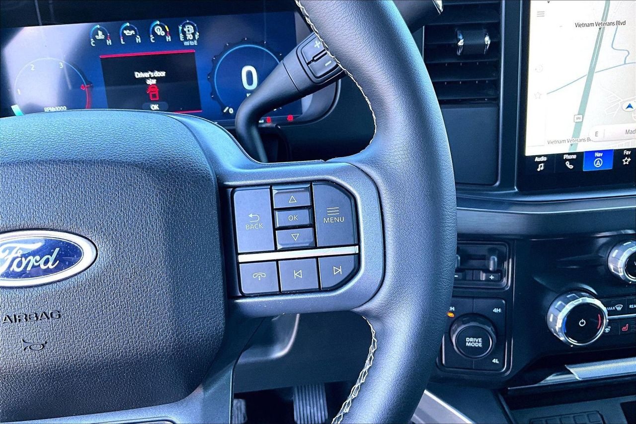 Used 2025 OXFORD WHITE Ford LARIAT image 15