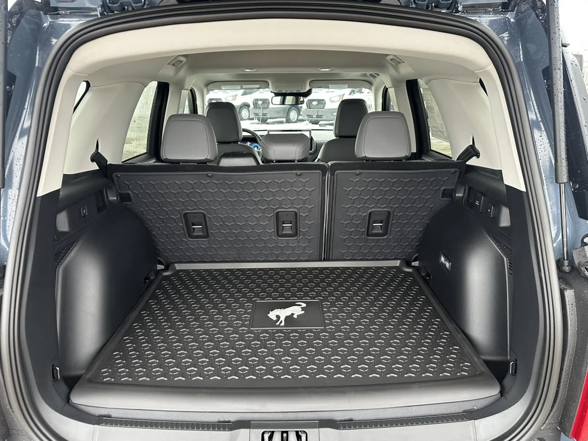 New 2026 Grey Ford Badlands image 7
