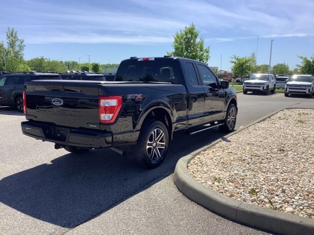 Used 2022 Black Metallic Ford XL image 5