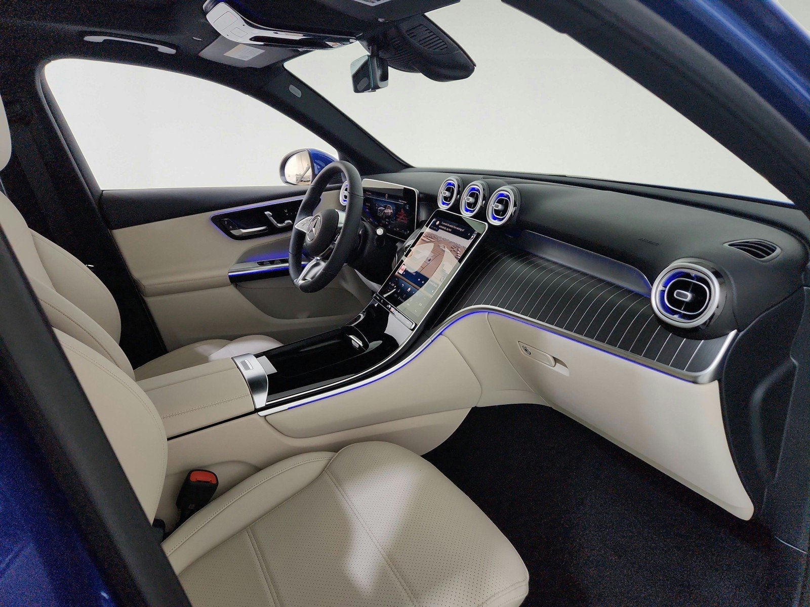 Certified Used 2026 Starling Blue Metallic Mercedes-Benz GLC 300 image 19