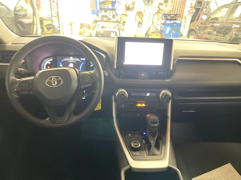 Certified Used 2025 White Toyota LE image 17