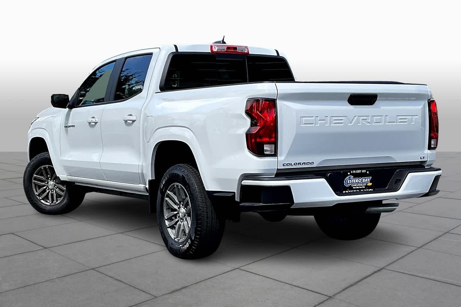 2024 Chevrolet Colorado LT - Photo 12