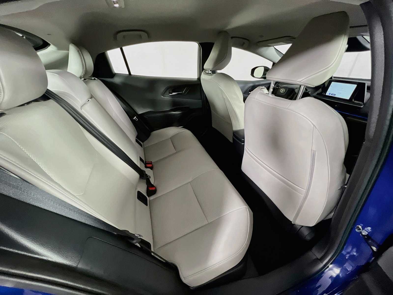 Used 2024 Reservoir Blue Toyota XLE image 27