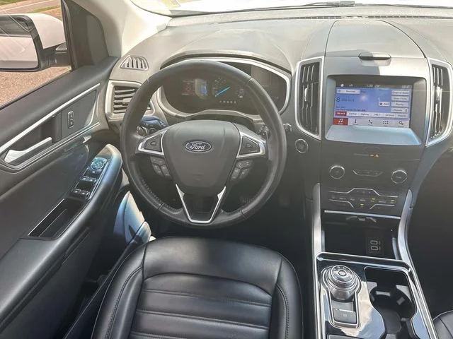 Used 2019 White Ford SEL image 18