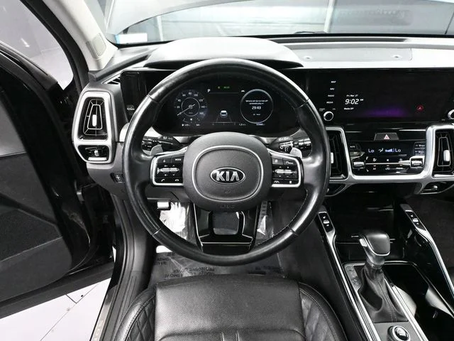 Used 2021 Black Kia SX-Prestige image 28