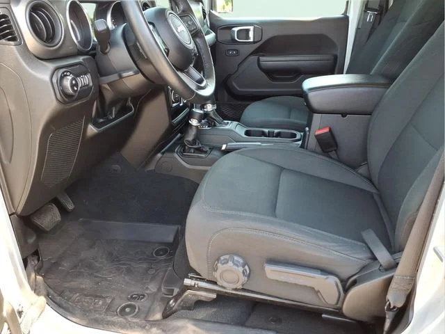 Used 2022 Silver Jeep Willys image 20