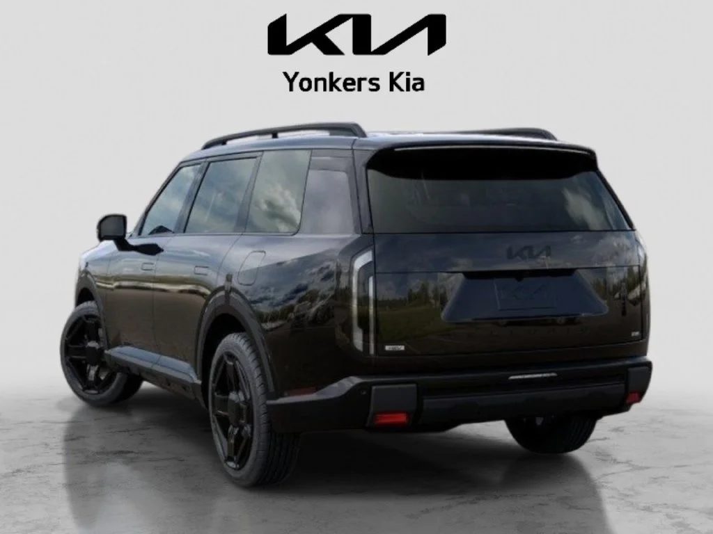 Used 2027 Black Kia X-Line SX image 4