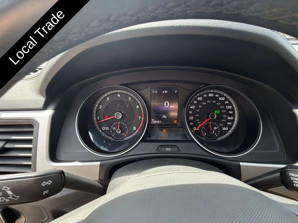 Used 2021 Pure White Volkswagen 3.6L V6 SE w/Technology R-Line image 32