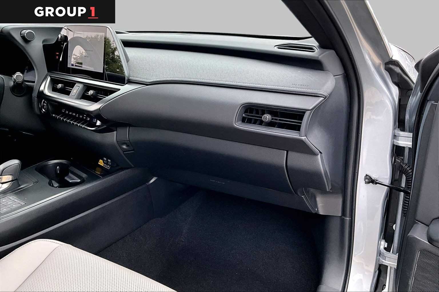 Certified Used 2025 Iridium Lexus Premium image 16