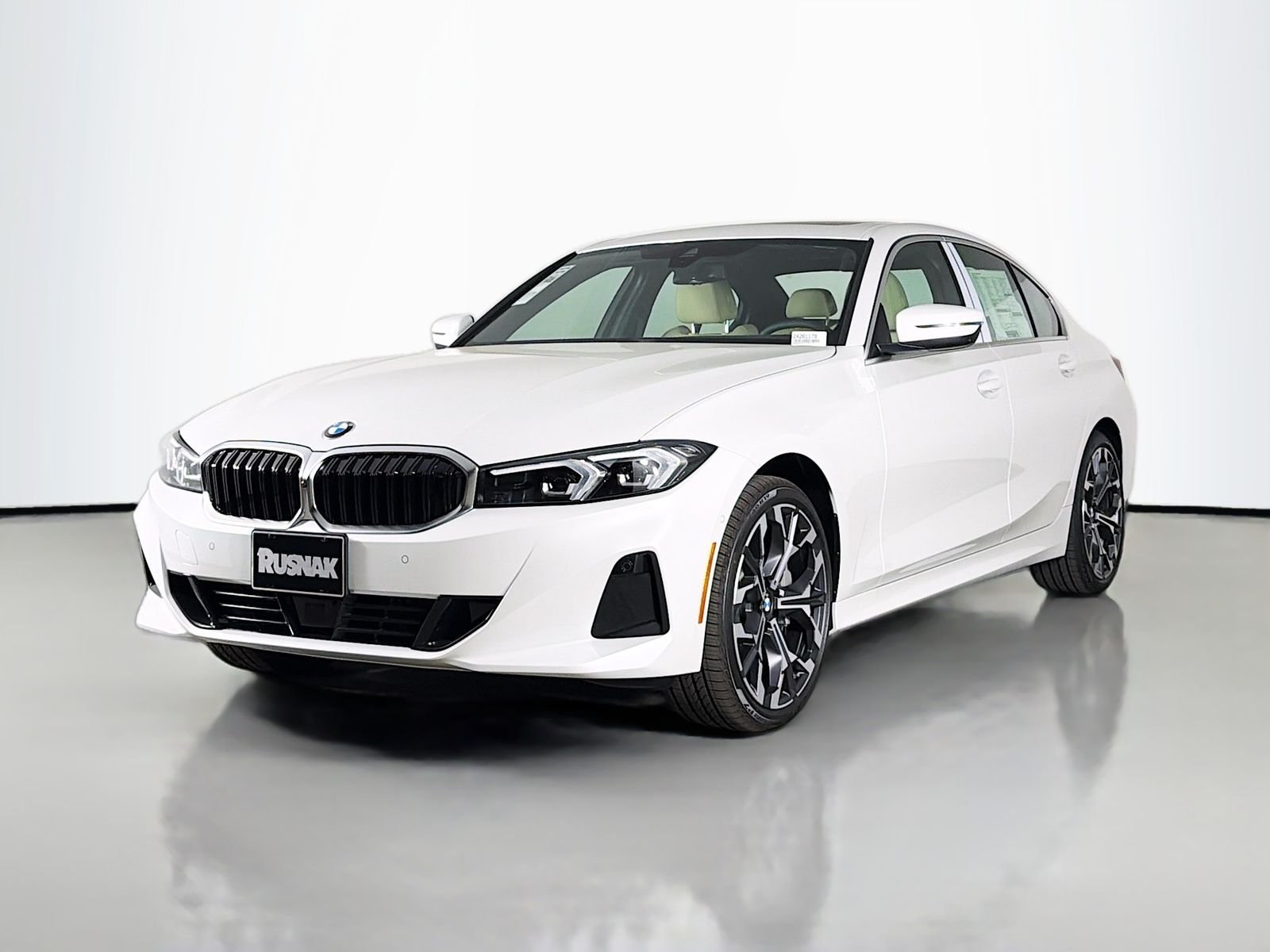 New 2026 Mineral White Metallic BMW 330i image 3