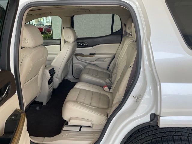 Used 2019 White GMC Denali image 10