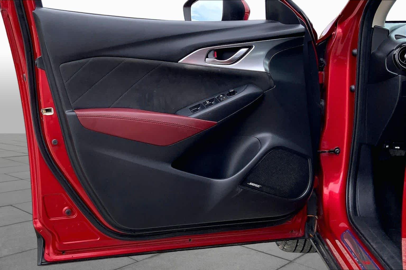 Used 2016 Soul Red Metallic Mazda Grand Touring image 21