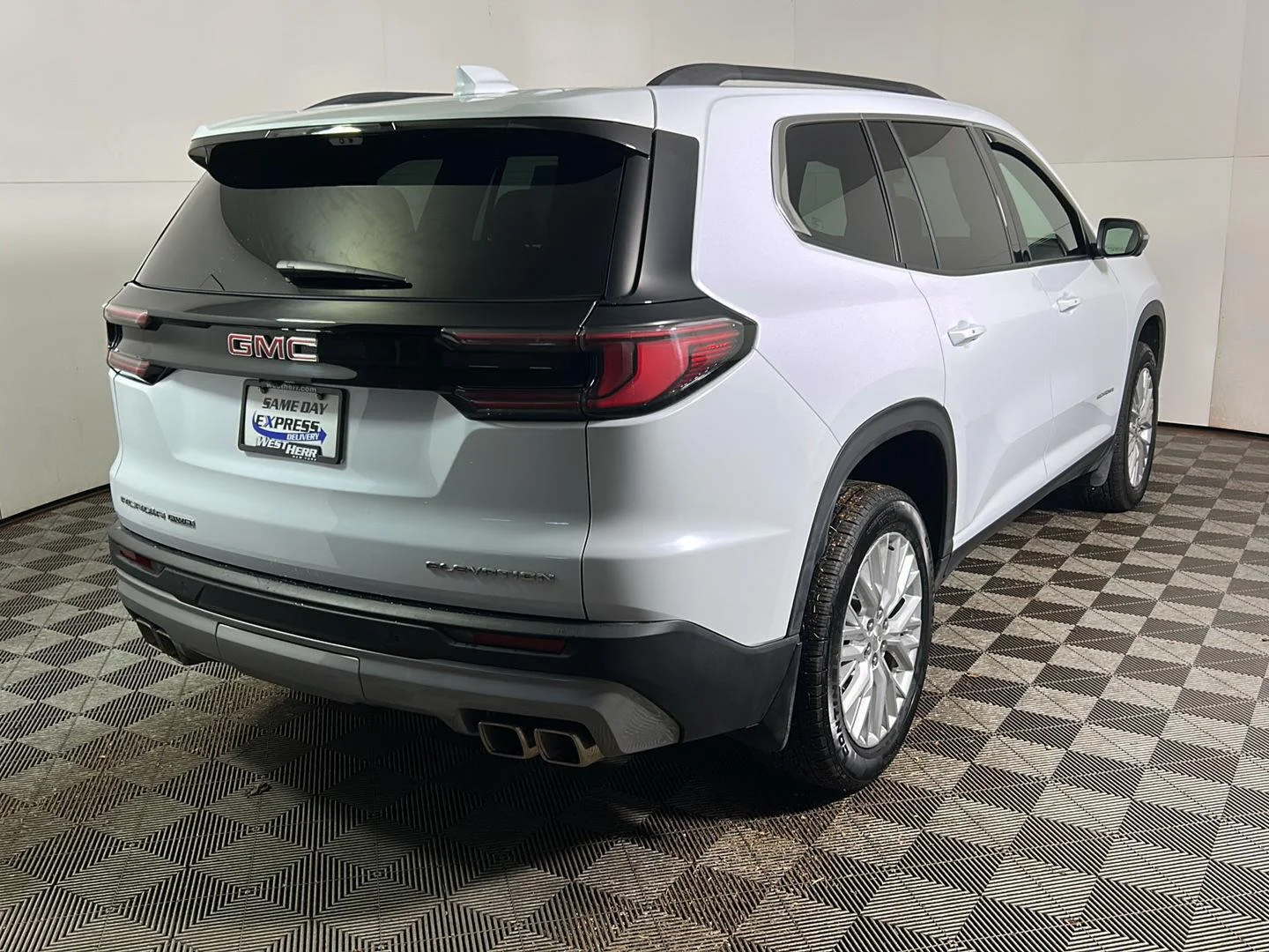 Used 2026 Glacier White Tricoat GMC AWD Elevation image 6