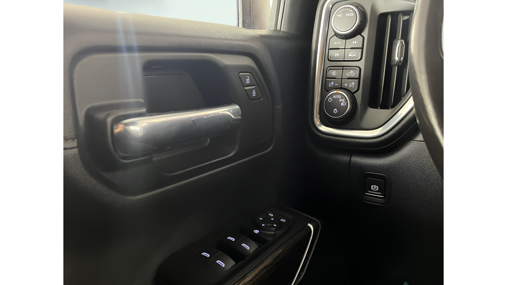 Used 2021 Red Chevrolet RST image 18