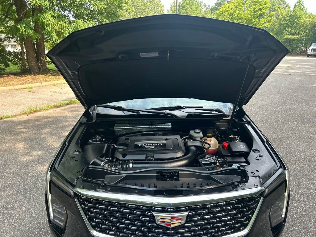 2025 Cadillac XT4 Premium Luxury - Photo 14
