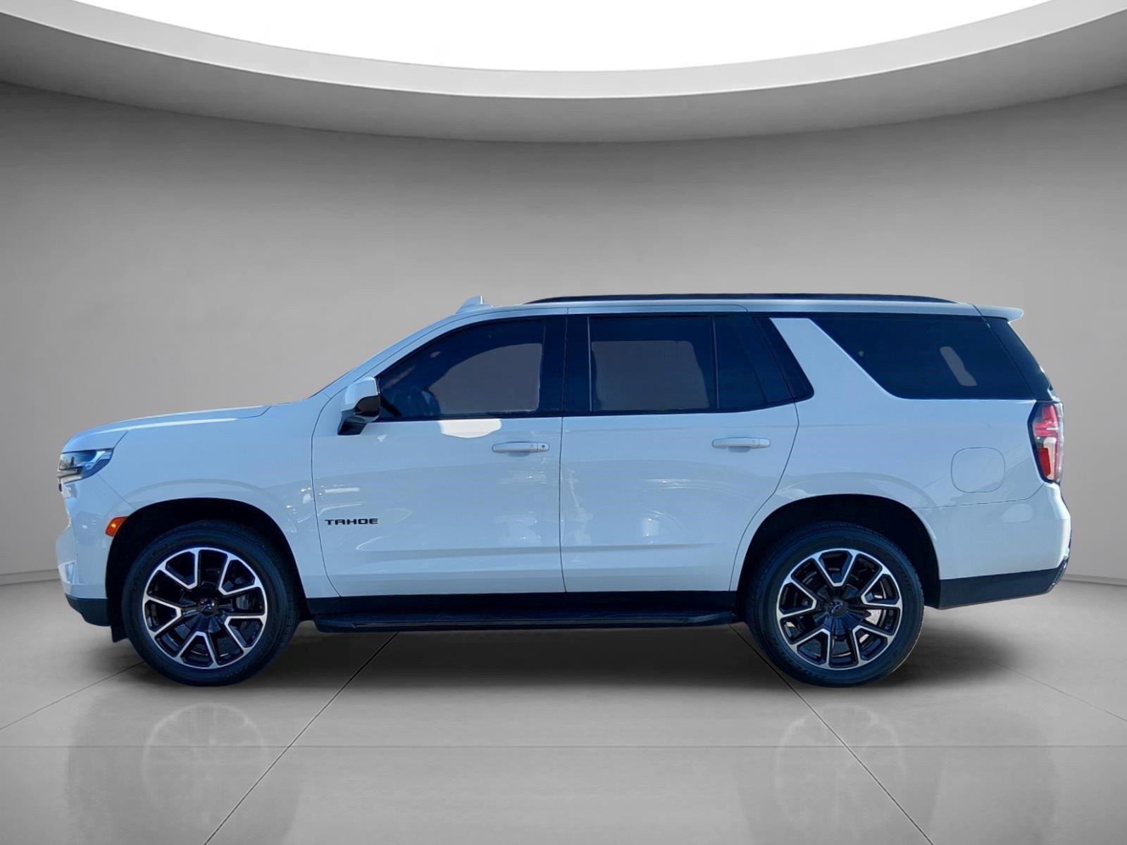 Used 2021 Summit White Chevrolet RST image 2
